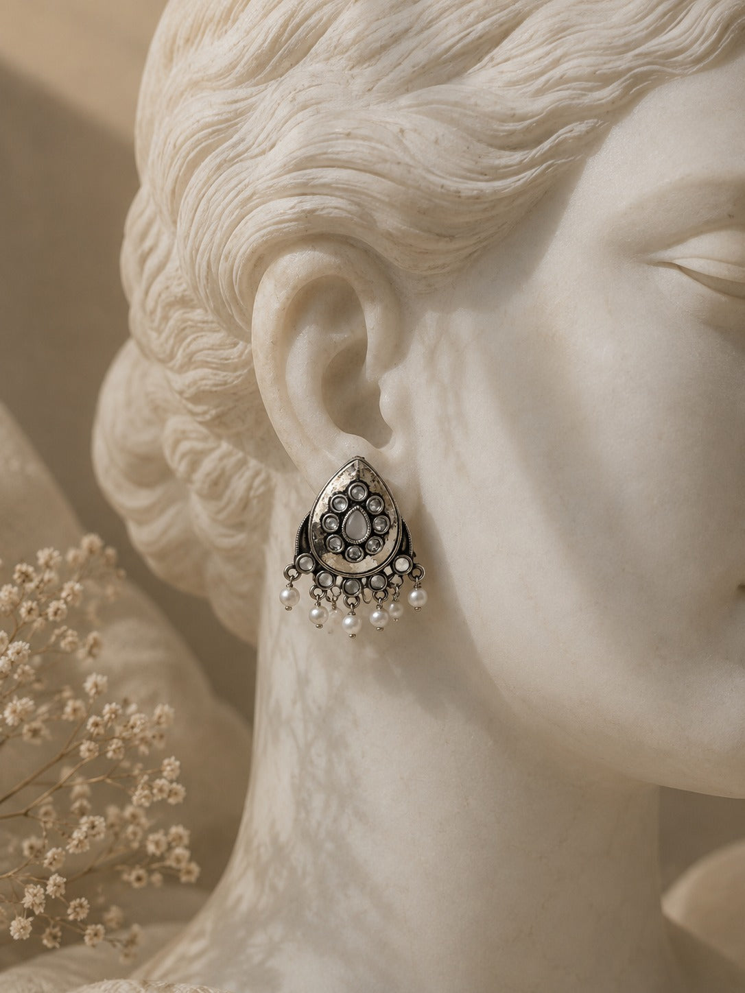 Noor Pearl Earrings