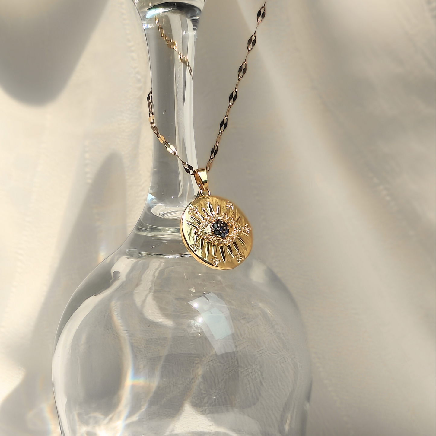 Enchanted Dimond Eyes Anti-tarnish Pendant